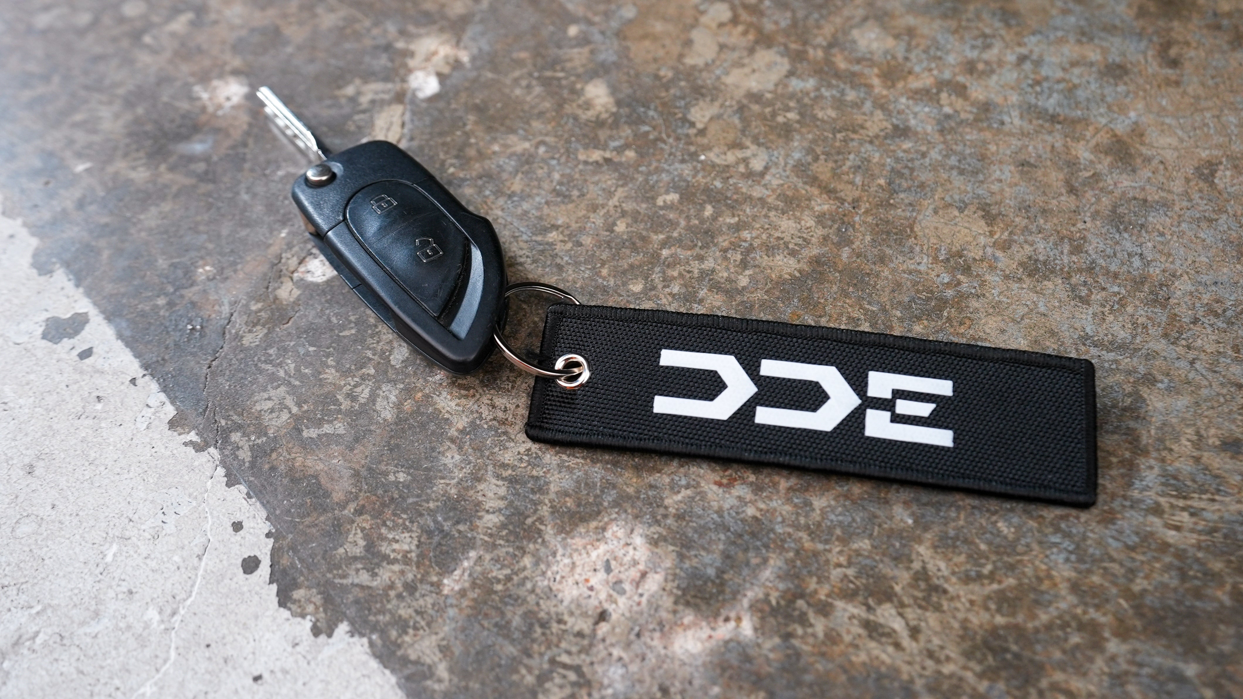 DDE KEY RING - BLACK